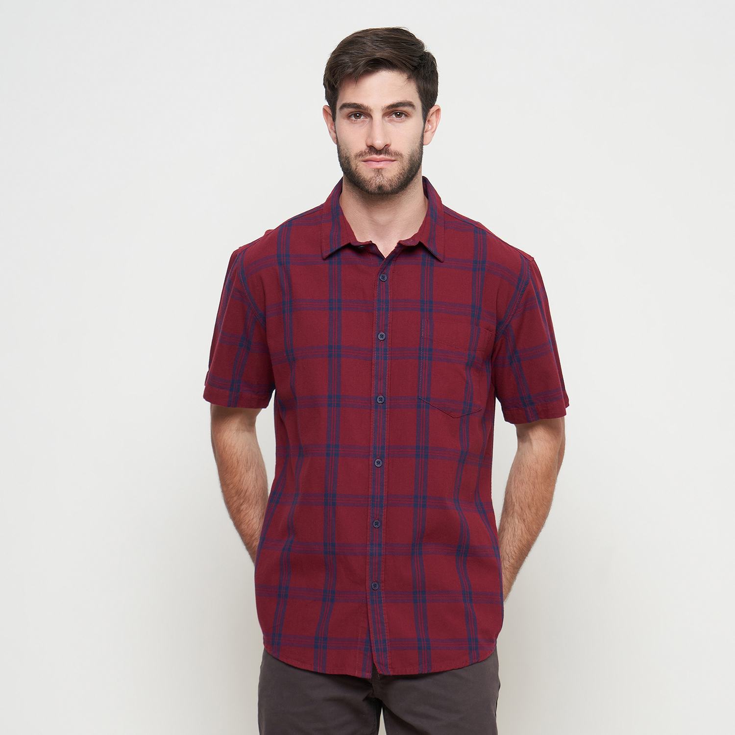 GABRIELLE Kemeja Kotak Pria Lengan Pendek Reguler Fit BABC433M0124