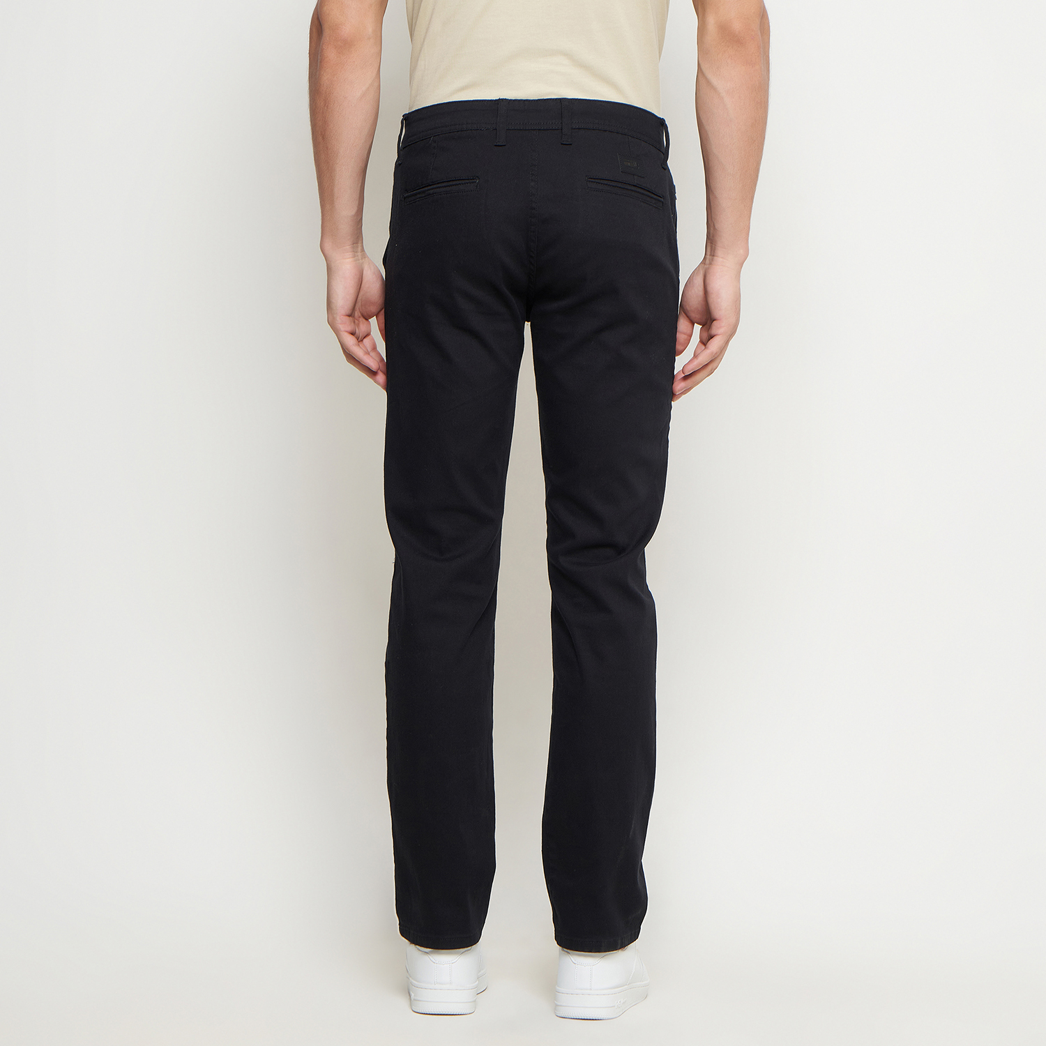 GBL by GABRIELLE CELANA CHINOS PANJANG PRIA SLIMFIT CAWD201A0324