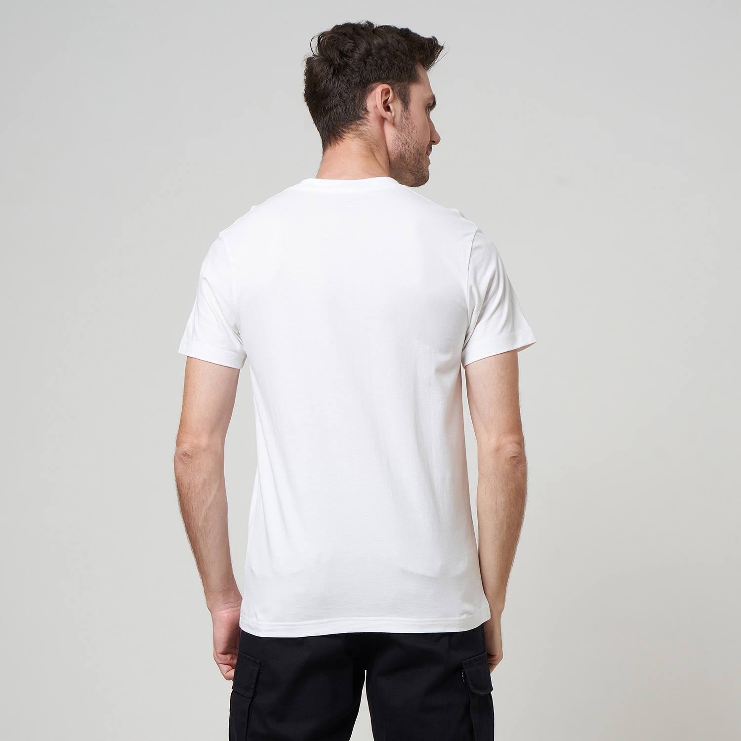 GABRIELLE KAOS PRIA LENGAN PENDEK REGULAR FIT BBHC321K0124