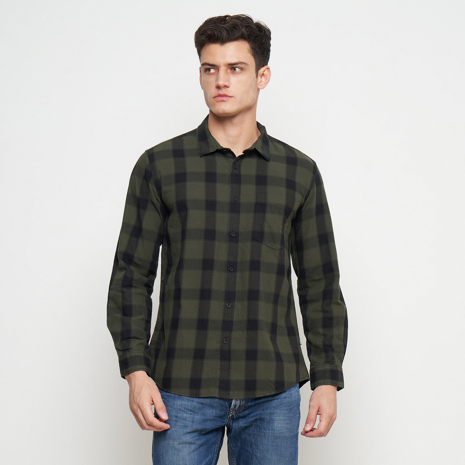 GABRIELLE KEMEJA KOTAK PRIA LENGAN PANJANG REGULAR FIT BBAC447M0224