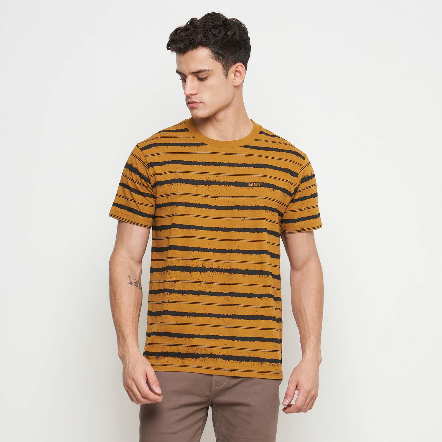 GABRIELLE KAOS PRIA LENGAN PENDEK REGULAR FIT  BBHC339L0324