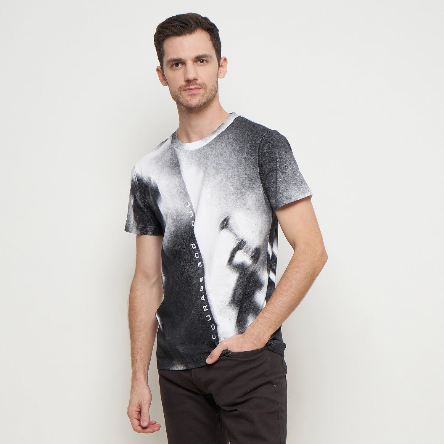 GABRIELLE KAOS PRIA LENGAN PENDEK REGULAR FIT BBHC373N0524