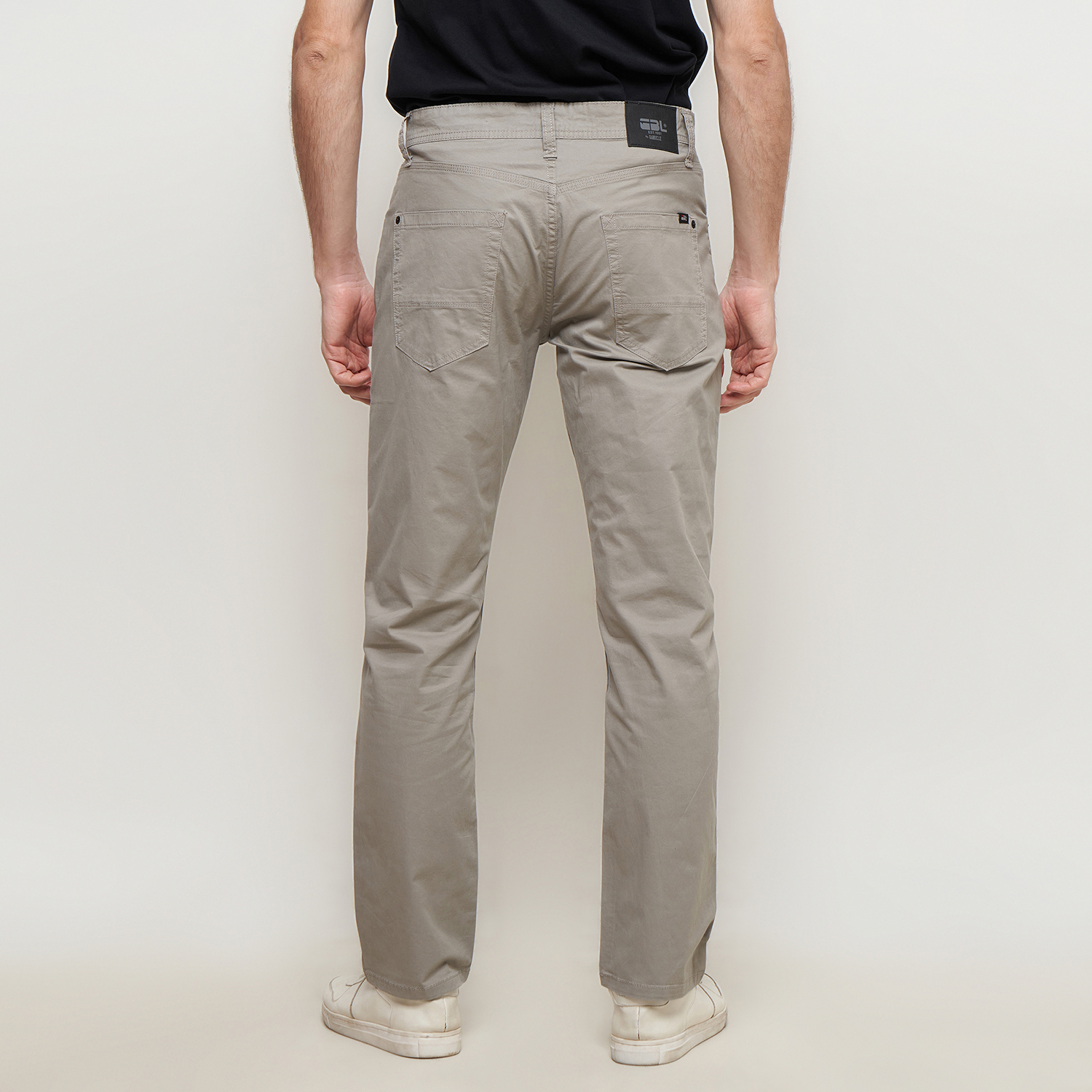 GBL by GABRIELLE CELANA PANJANG CHINOS PRIA REGULAR FIT CAUC200E0224