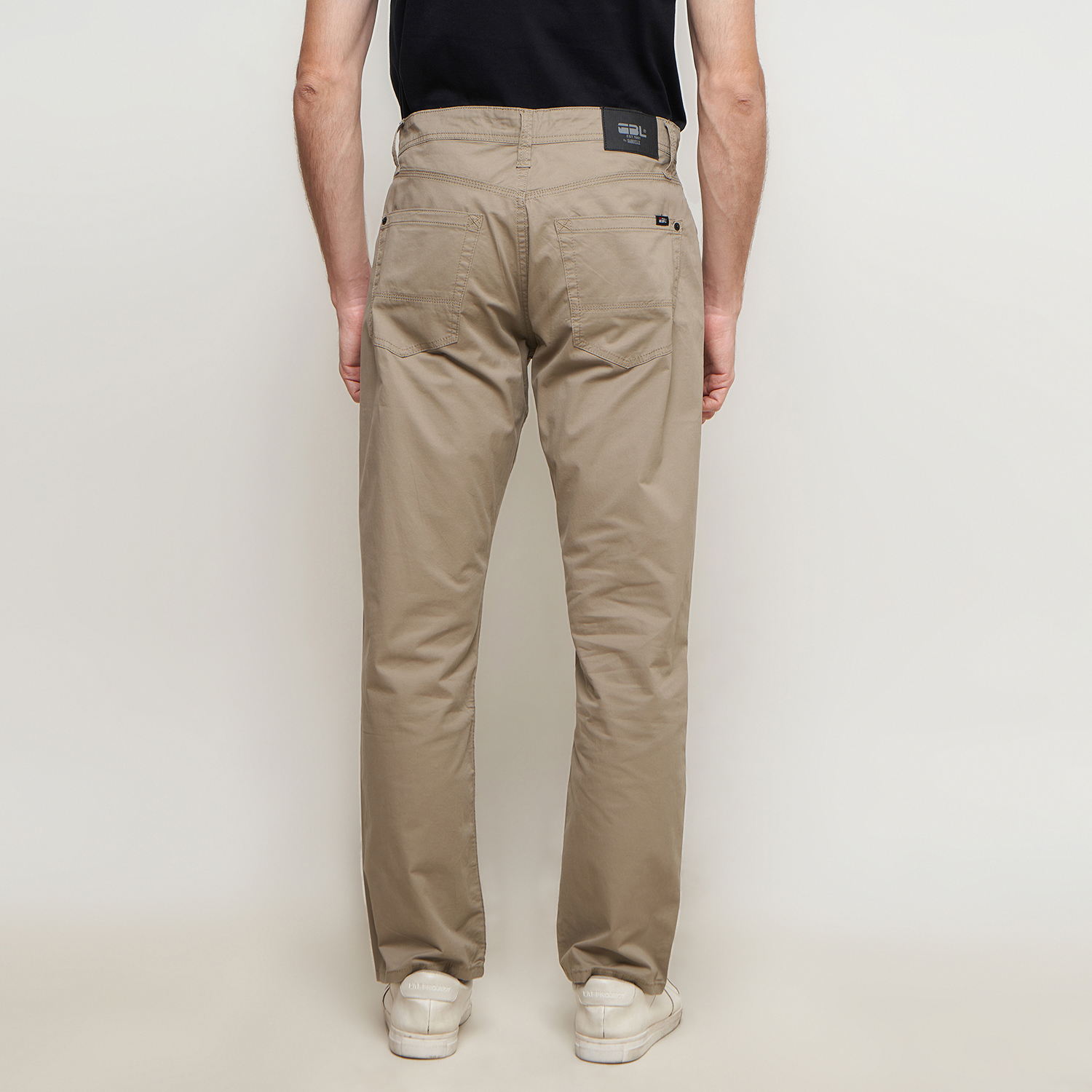 GBL by GABRIELLE CELANA PANJANG CHINOS PRIA REGULAR FIT CAUC200F0224