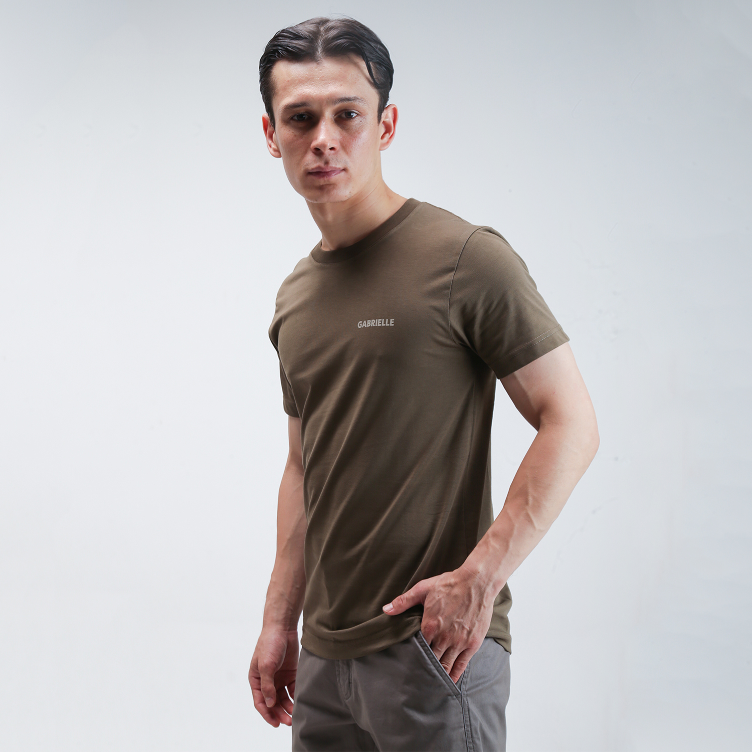 GABRIELLE KAOS PRIA LENGAN PENDEK REGULAR FIT BBHC389G1124