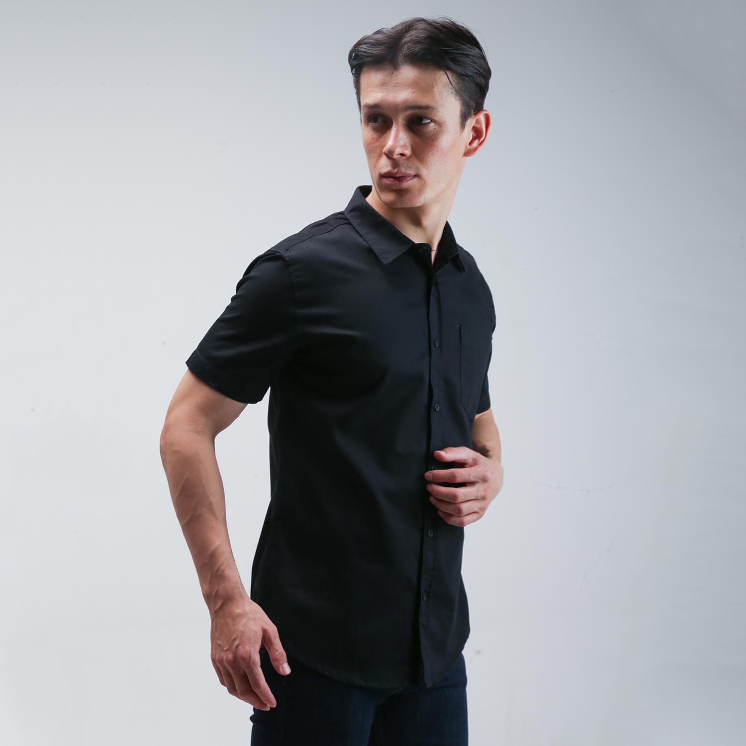 GABRIELLE KEMEJA POLOS LENGAN PENDEK PRIA REGULAR FIT GABC506A1124