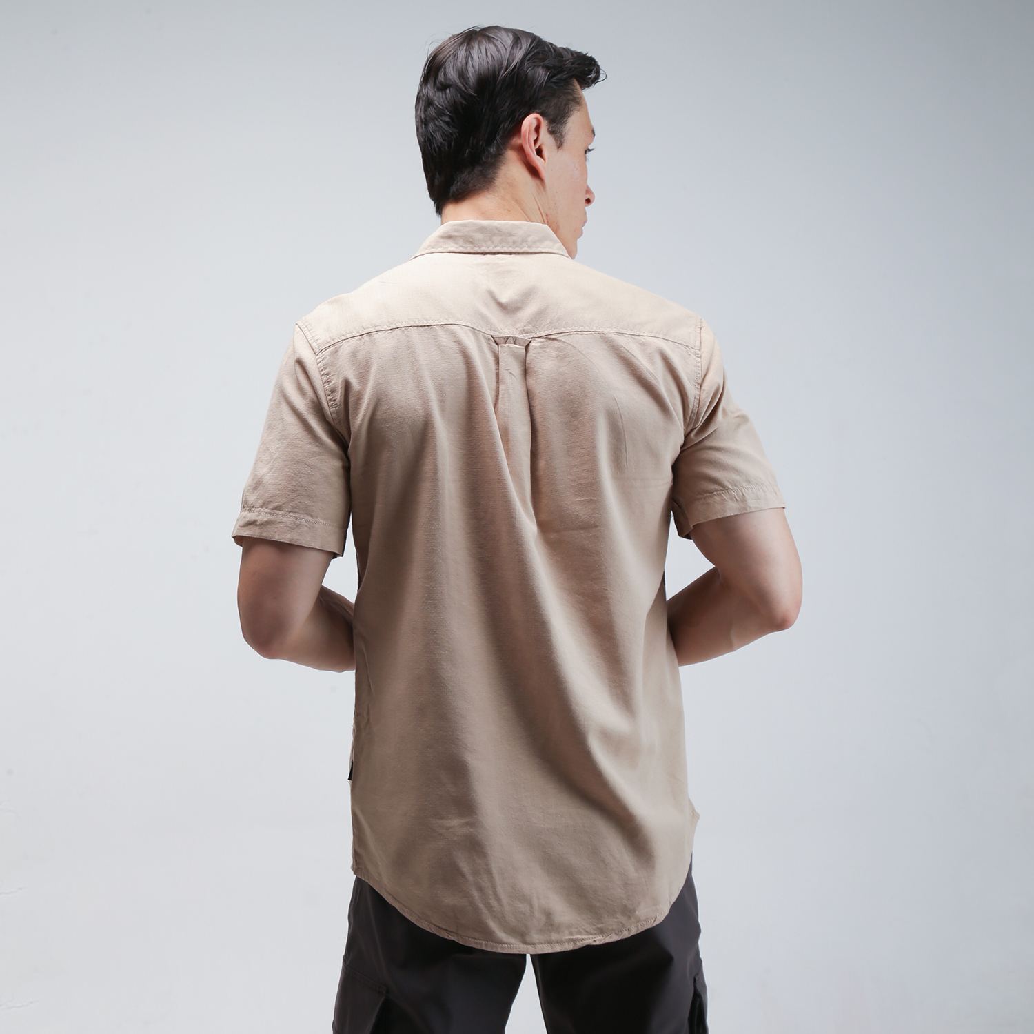 GABRIELLE KEMEJA POLOS LENGAN PENDEK PRIA REGULAR FIT BABC493F1124